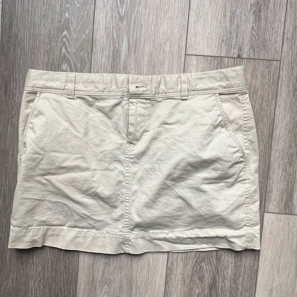 Old Navy Cream Mini Skirt